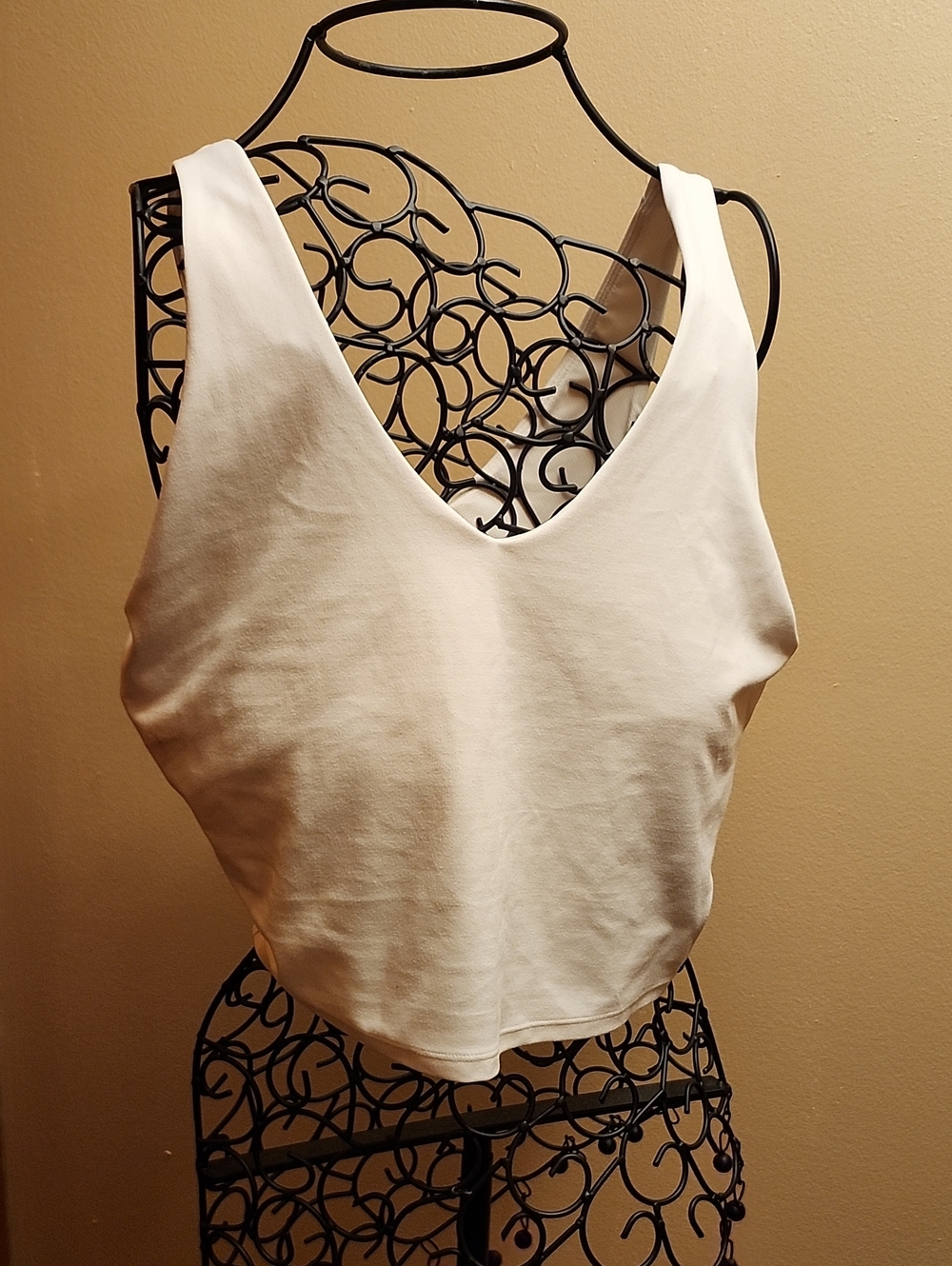 all in motion White  Athletic Performance Top XXL